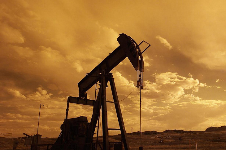 Саудовская Аравия начала сокращать добычу нефти