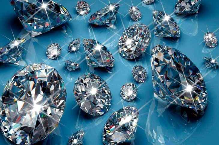 ВТБ и Альфа-Банк запустили продажи инвестиционных бриллиантов