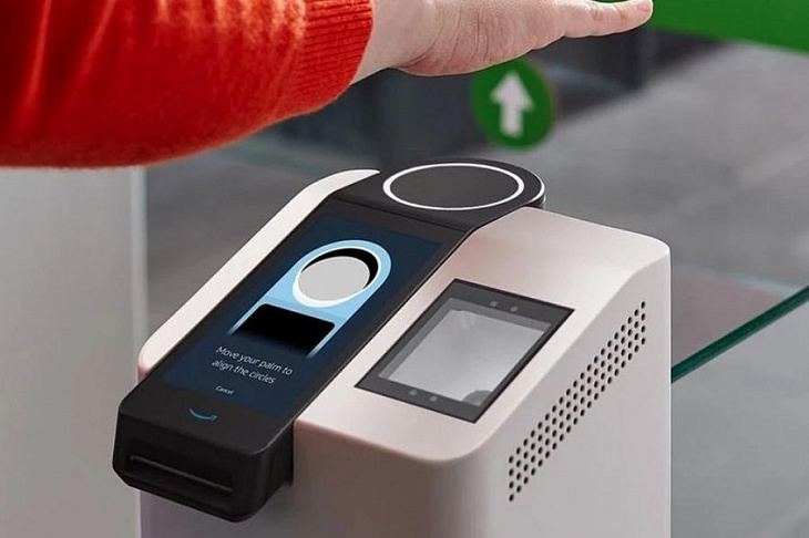 Amazon придумал технологию оплаты сканированием ладони