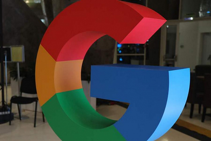 На Google вновь подали в суд за отказ удалять запрещенный контент