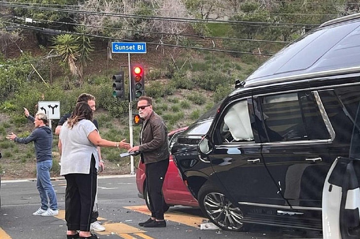 Арнольд Шварценеггер попал в аварию. Все подробности