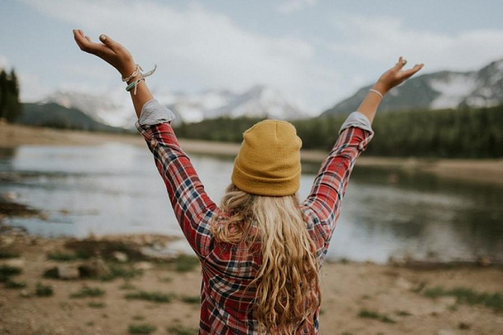 Боль в руке после прививки от коронавируса: нормально ли это?