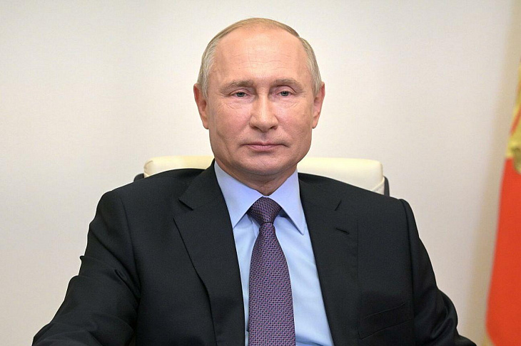 Путин поручил проработать механизм расселения ветхого жилья по аналогии с аварийным