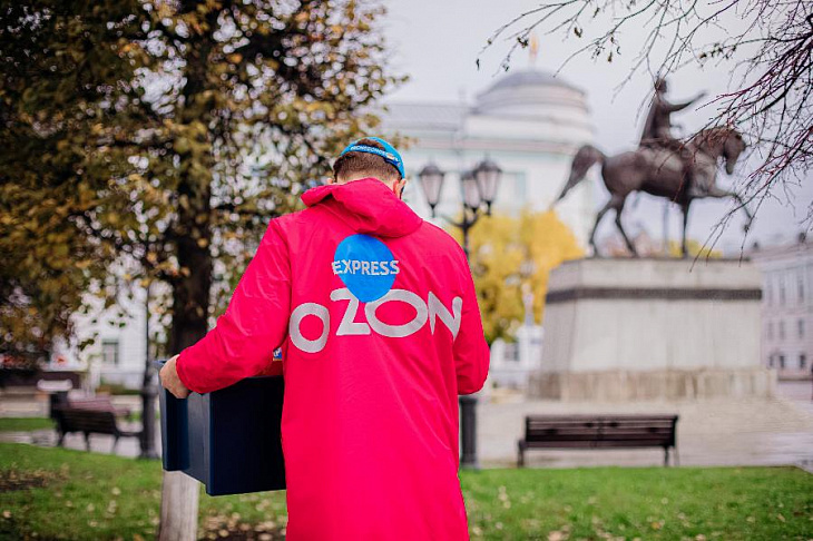 Ozon Express запустил быструю доставку продуктов для ресторанов
