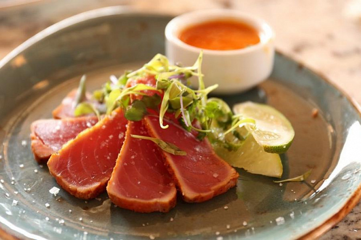 Ученые перечислили способные продлить жизнь продукты