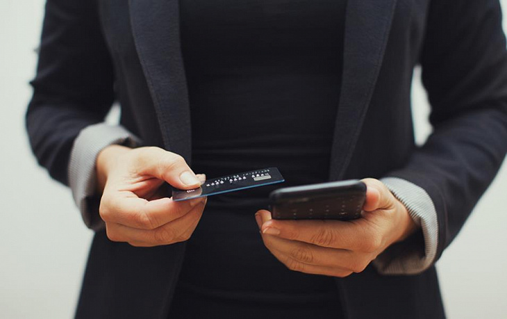 «Падшие ангелы», монеты и евробонды: во что во время пандемии вкладывают деньги миллионеры