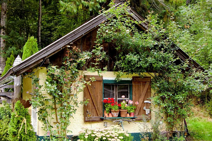 ИЖС: что важно знать перед покупкой дачи.