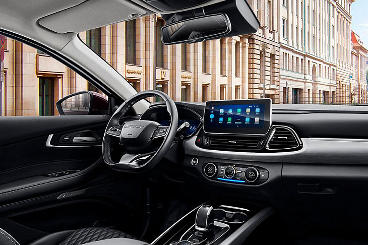 Chery рассекретила салон нового премиального кроссовера для России.