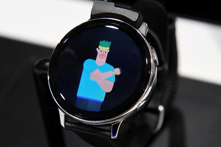 Популярность смартчасов выросла в преддверии 8 Марта