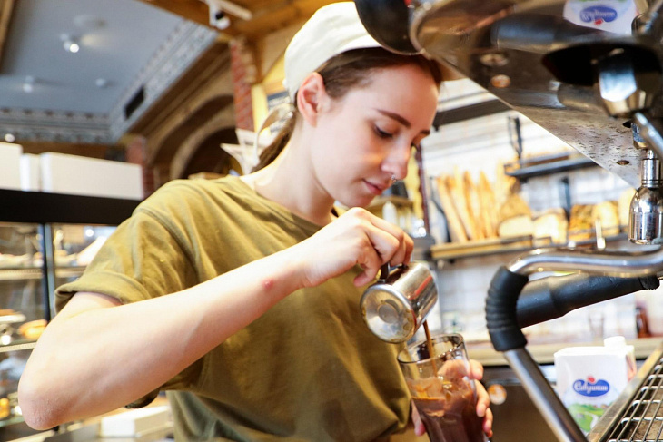 Решившим начать собственное дело помогут материально
