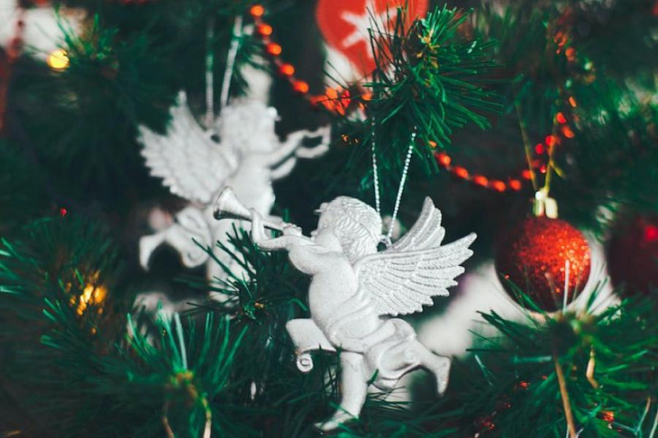 Врачи предупредили об опасности новогодних игрушек