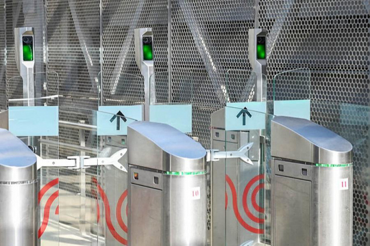 Face Pay, виртуальная «Тройка» и умная лента: какие цифровые сервисы появились у столичного метро в прошлом году