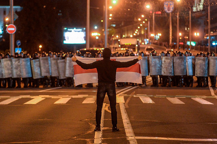 В Минске перестали работать каршеринг и такси.