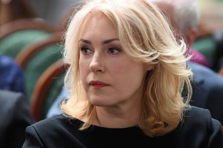 Instagram отметил аккаунт актрисы Шукшиной как публикующий ложную информацию