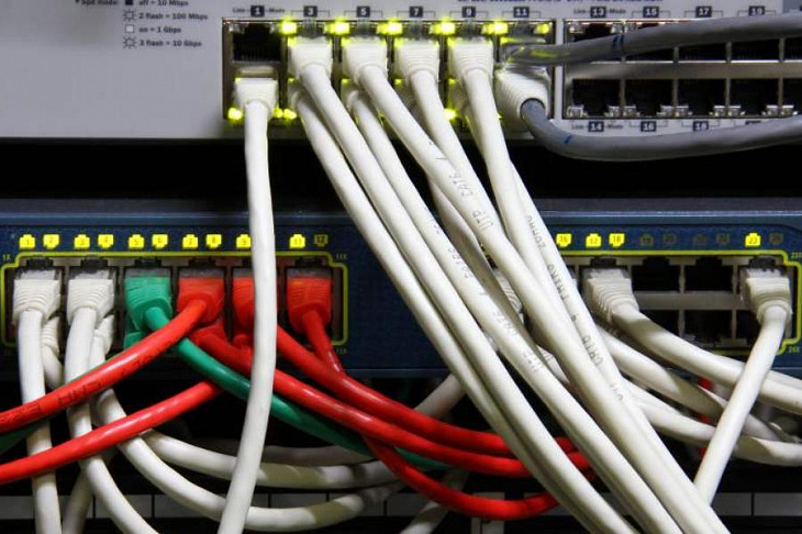 Доступ в интернет по всей России обеспечат к 2030 году