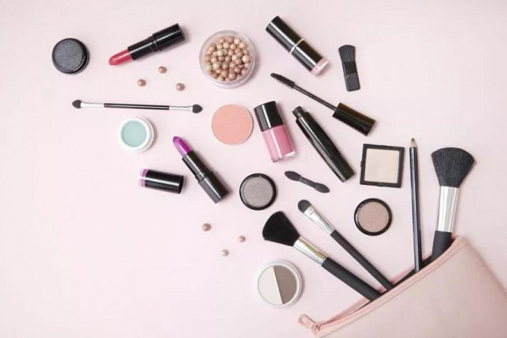 «Магнит» и Delivery Club запустили экспресс-доставку косметики