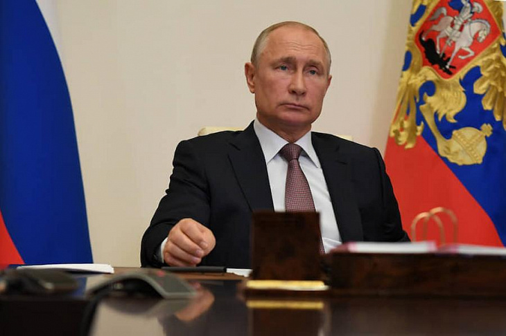 Путин призвал готовиться к появлению новой вакцины против коронавируса