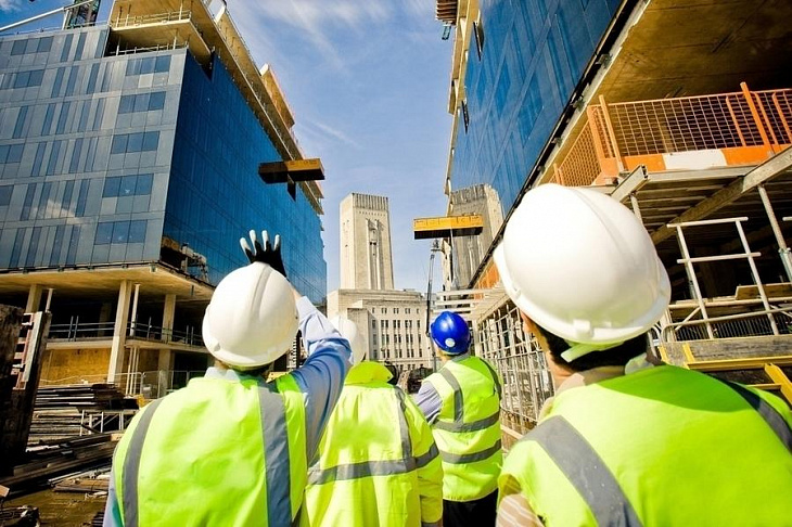 Путин призвал навести порядок в строительной сфере