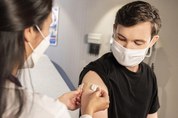 Эксперт: «Не рассчитывайте на коллективный иммунитет»