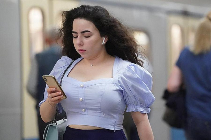 Минкомсвязь допустила более 10 млн абонентов с eSIM в РФ через три года