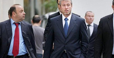 Роман и ребята: как работает команда миллиардера Абрамовича 