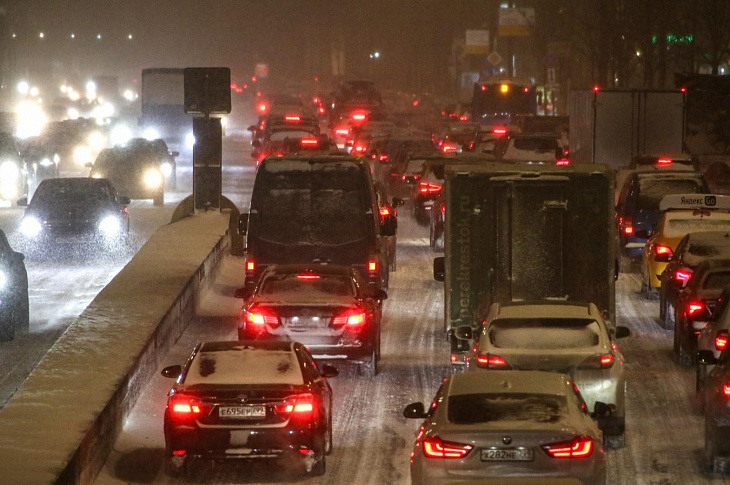 Предупреждение ГИБДД, новинки VW для России и другое. Автоновости дня