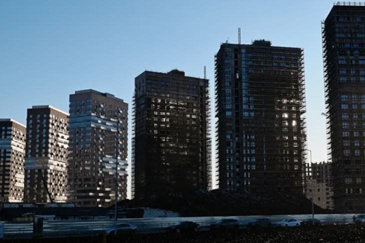 Новостройными рядами