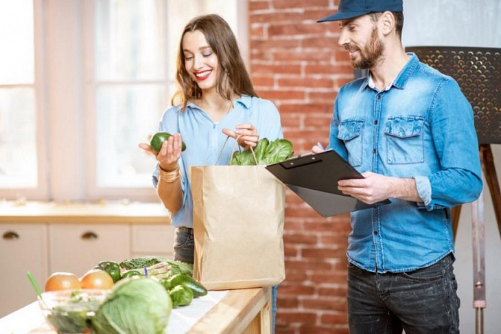 Почти половина россиян впервые попробовала доставку продуктов во время пандемии