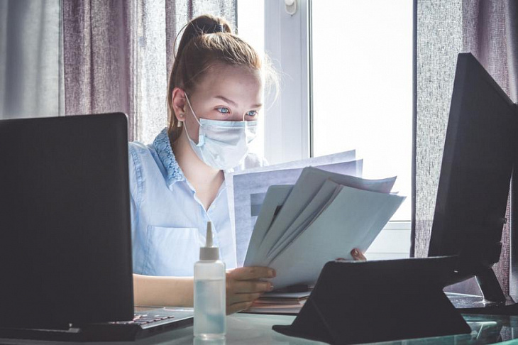 SuperJob: услугами самозанятых пользуется каждая шестая компания