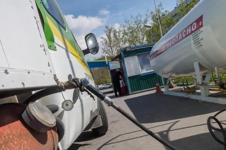 Автомобили заправят субсидиями на газ