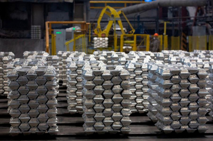 Правительство утвердило пошлины на экспорт черных и цветных металлов