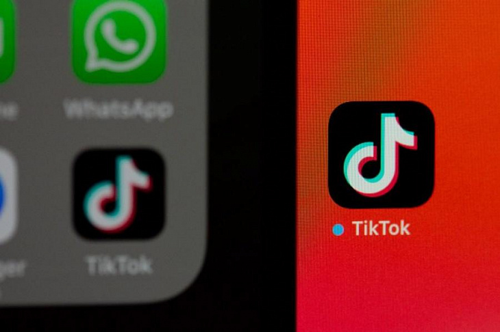 Среди подростков распространяется эпидемия экстремальных тиков