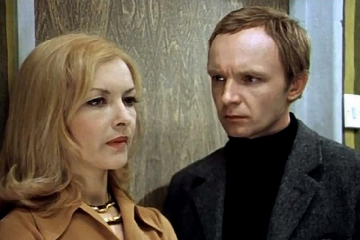 Автор «Бабушки лёгкого поведения» снимет ремейк «Иронии судьбы»