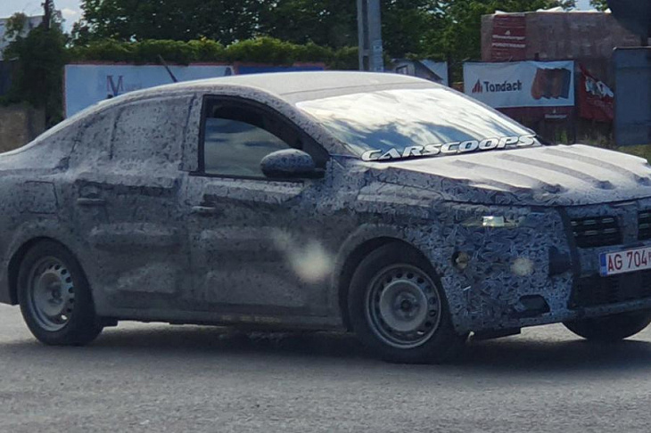 Renault начала испытания нового Logan