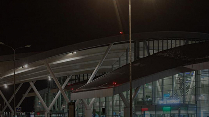 Пять звезд в чистом поле: как в России построили первый с советских времен аэропорт