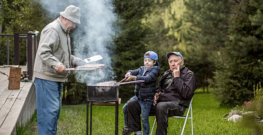 Шашлыки, трава и мусор: какие штрафы ждут дачников в 2021 году