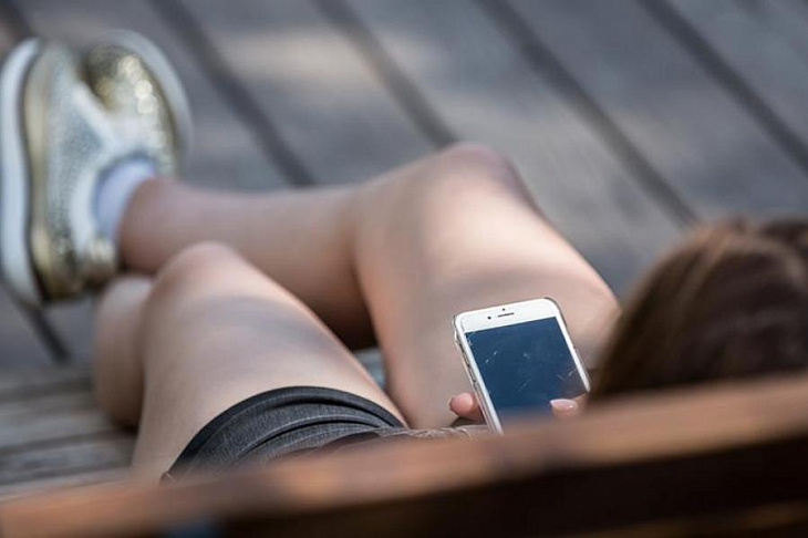 Сотовая связь в России может подорожать на фоне открытия границ