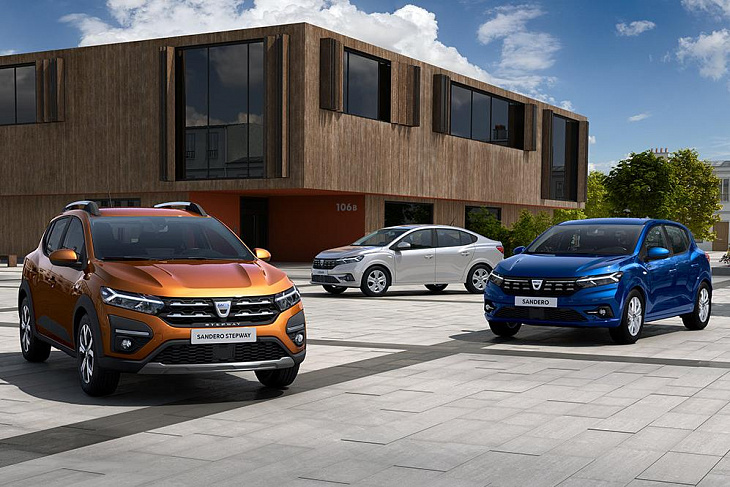 Новые Logan и Sandero получили фары как у Lamborghini. Первые фото