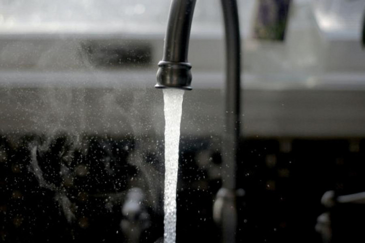 Банкир помог сантехнику заработать $76 тыс. Слил инсайд за ремонт ванной 