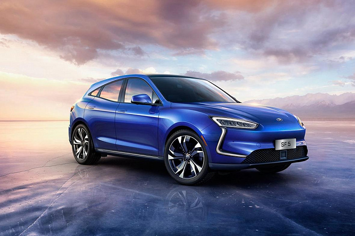 В России начнут делать электромобили. Все подробности о цене и дизайне 